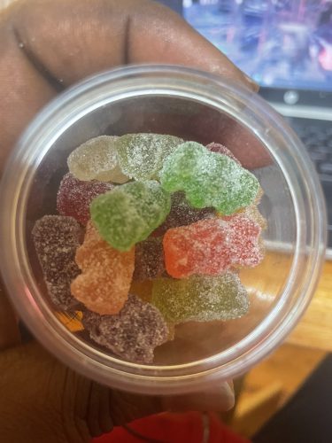 What is the right doses of taking D10 gummies?
